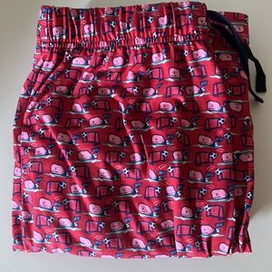 Brand- Vineyard Vines (Martha’s Vineyard) | Size- Kids XL (18) | Good Condition